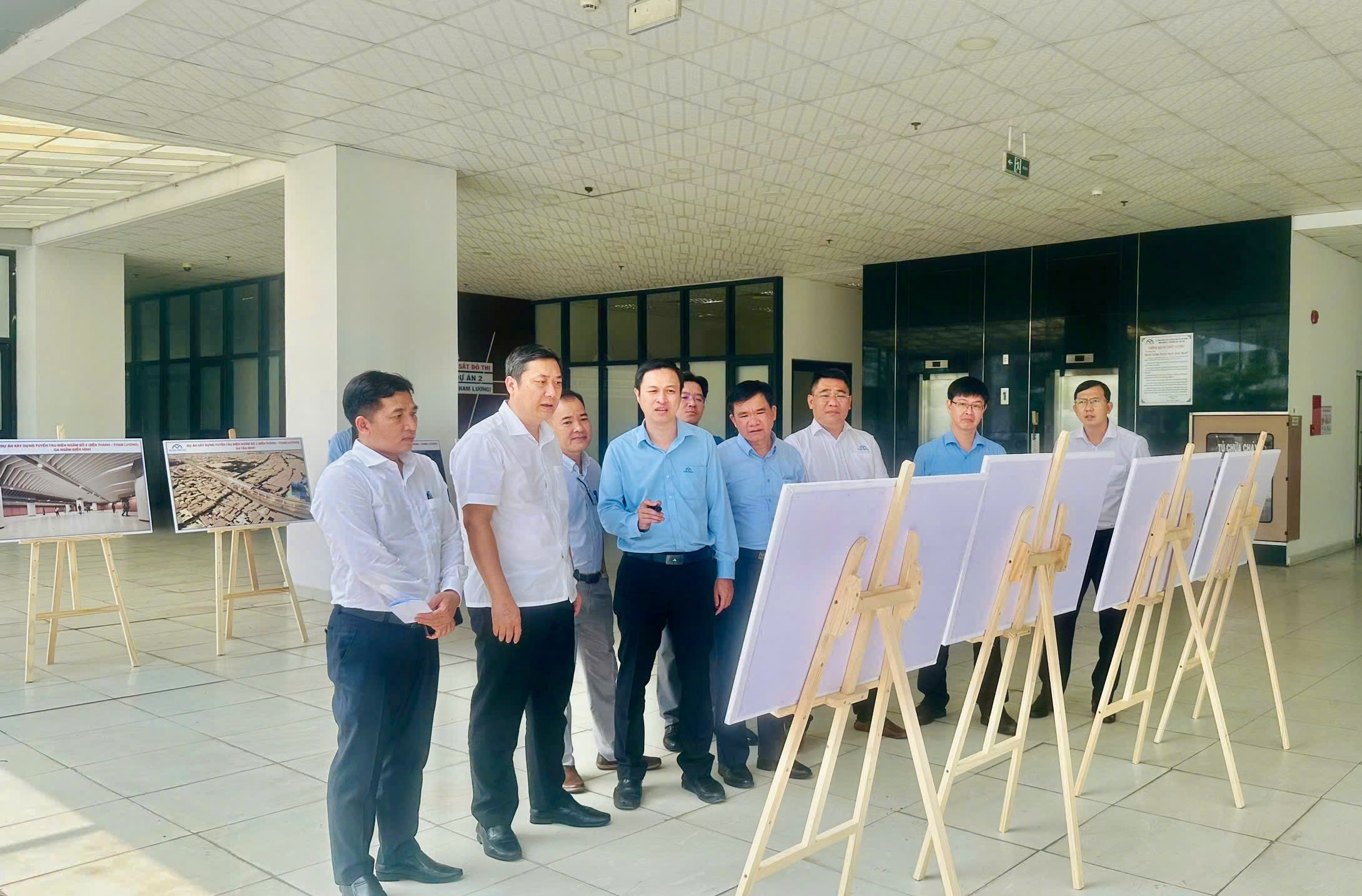 KHẢO SÁT TUYẾN METRO SỐ 2 - ĐẨY NHANH TIẾN ĐỘ,  BẢO ĐẢM TÍNH ĐỒNG BỘ HỆ THỐNG