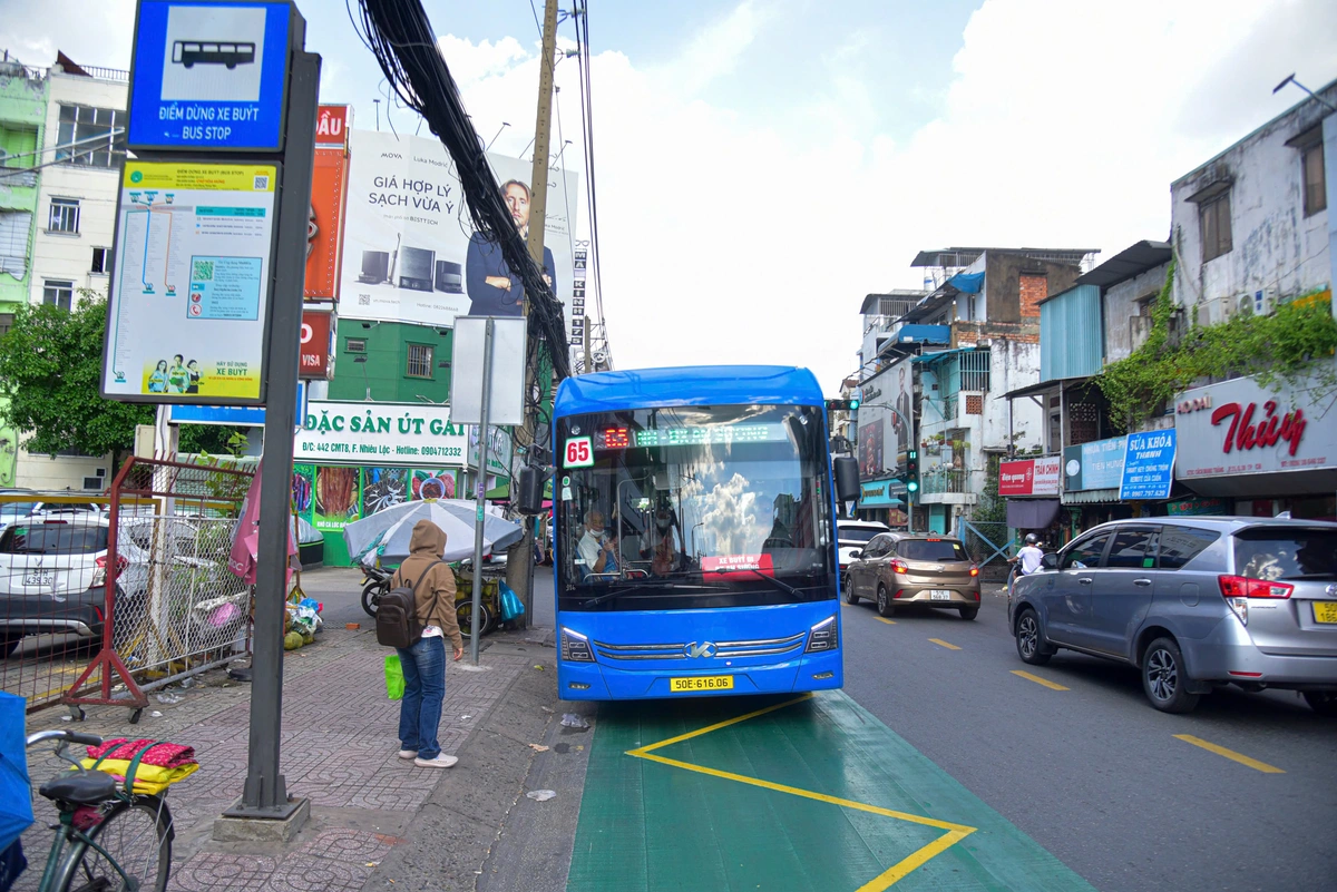TP.HCM bắt đầu thực hiện các giải pháp chuẩn bị miễn phí xe buýt