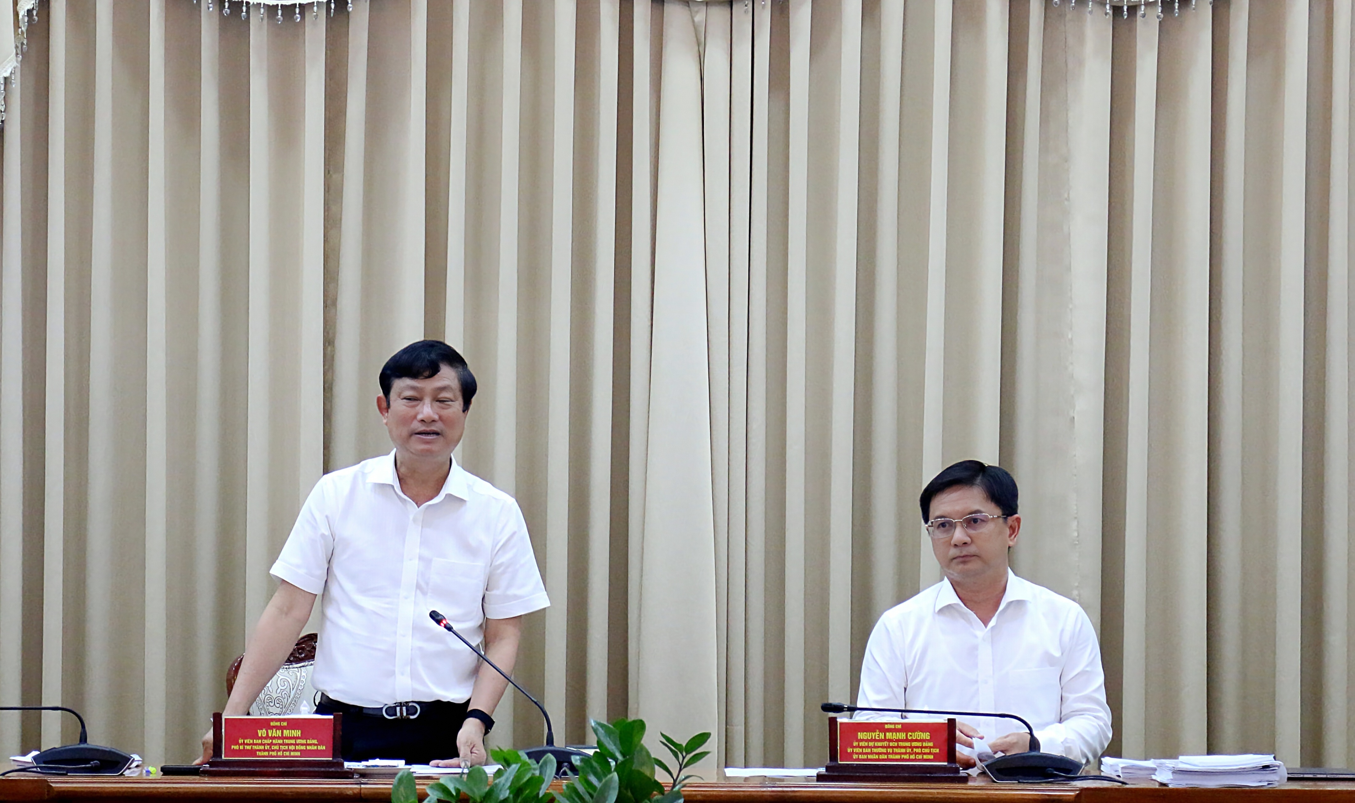 Thường trực HĐND và UBND TPHCM nghe báo cáo công tác phối hợp triển khai Luật Phát triển đô thị