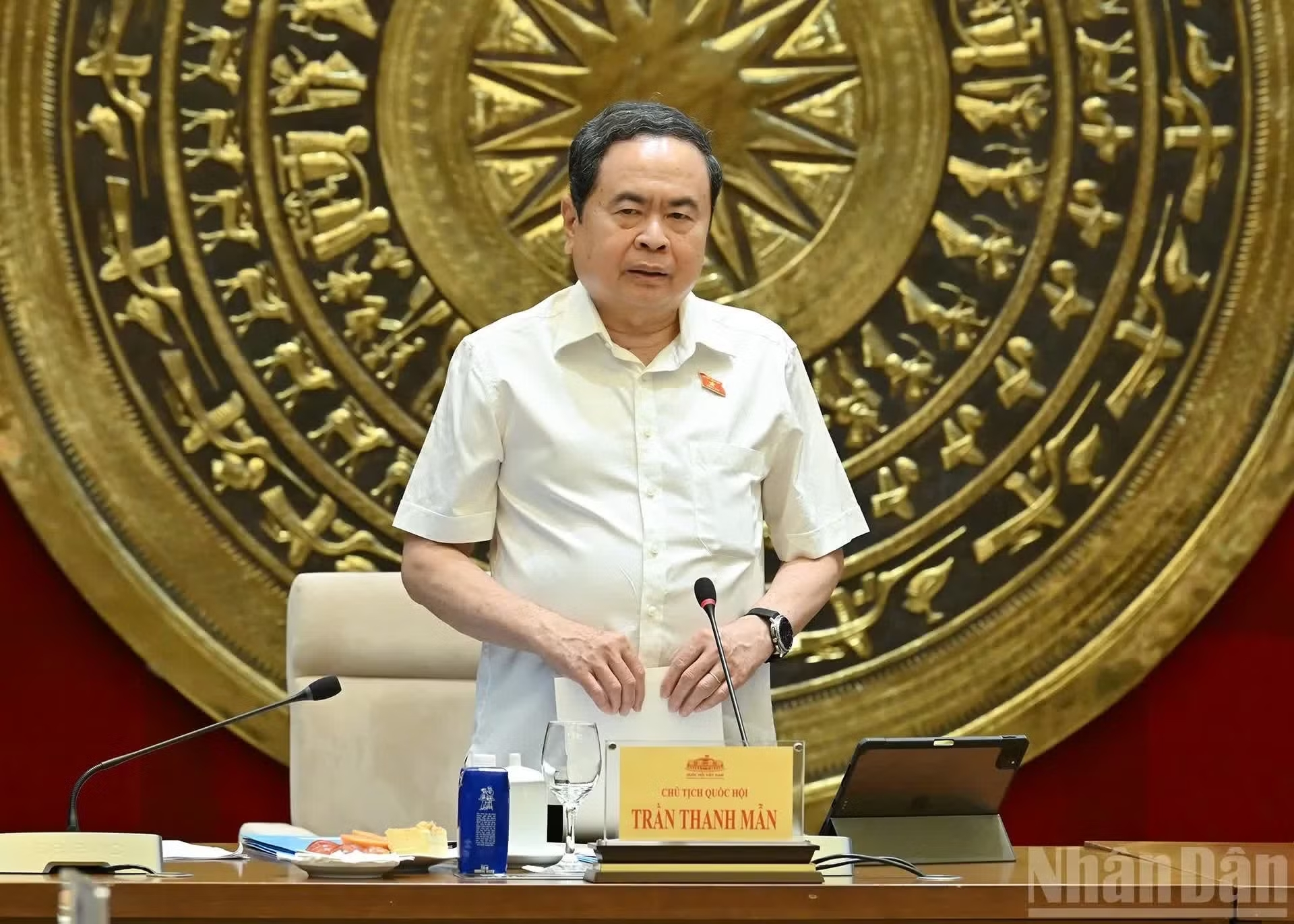 Chủ động đi tắt đón đầu, không đi sau thực tiễn