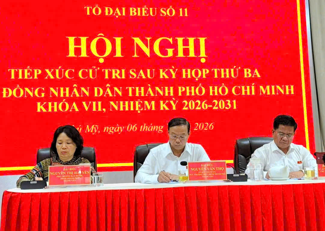 TỔ ĐẠI BIỂU HĐND SỐ 11 TIẾP XÚC CỬ TRI SAU KỲ HỌP THỨ 3:  GHI NHẬN, GIẢI ĐÁP THỎA ĐÁNG Ý KIẾN, KIẾN NGHỊ CỦA CỬ TRI