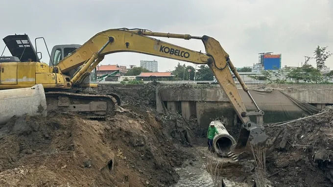 Tăng tốc “hồi sinh” những dòng kênh