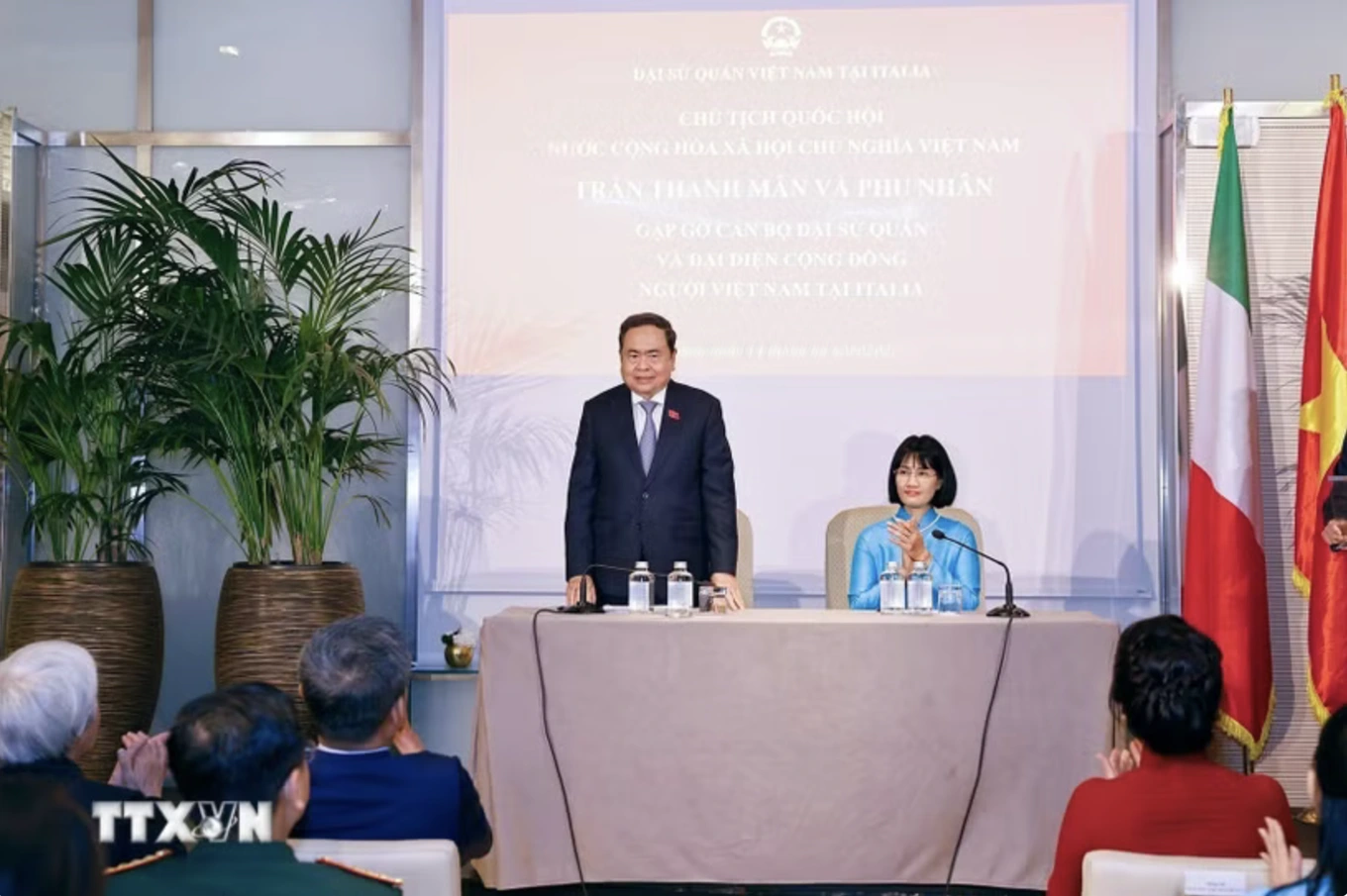 Chủ tịch Quốc hội: Đề nghị cộng đồng người Việt tại Italy tiếp tục giữ gìn bản sắc dân tộc