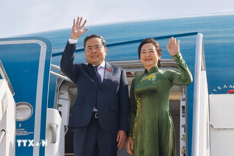 Chủ tịch Quốc hội kết thúc chuyến thăm Italy, lên đường tham dự Đại hội đồng IPU-152