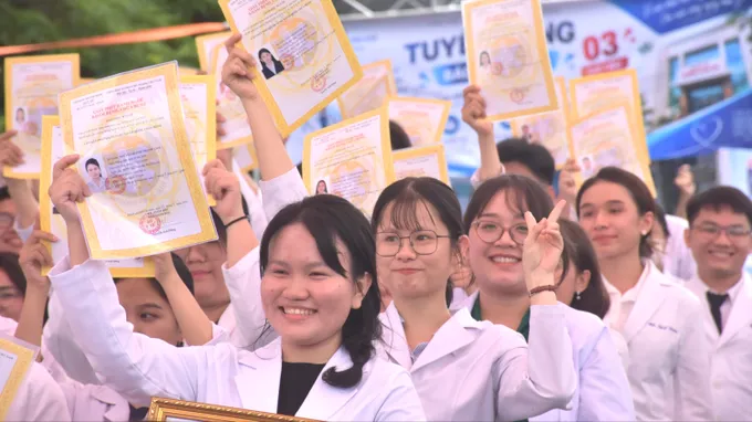 Sức hút chương trình thí điểm thực hành, 1.000 bác sĩ tìm cơ hội việc làm ngành y