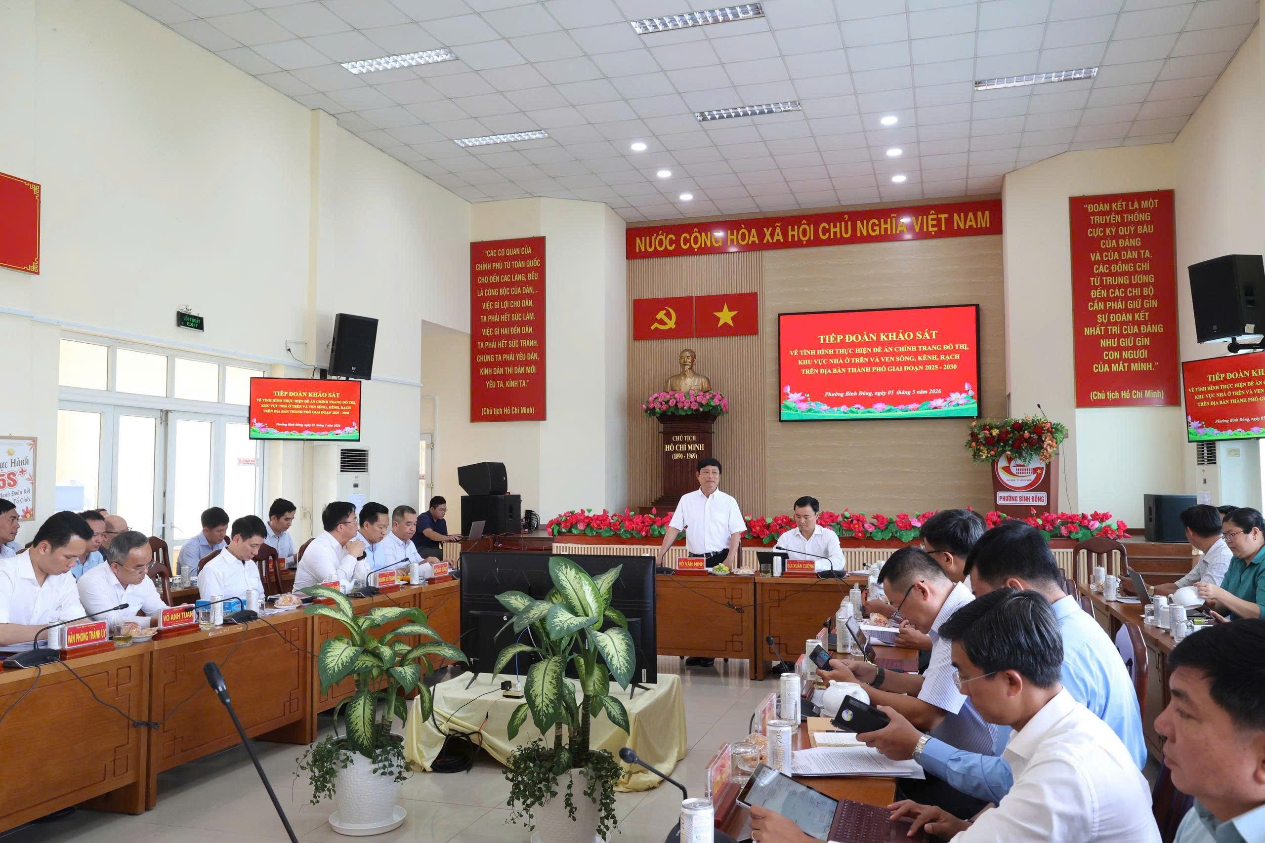TP.HCM: Quyết liệt gỡ “nút thắt” chỉnh trang đô thị, mục tiêu di dời toàn diện 39.600 căn nhà ven kênh rạch