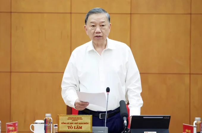 Tổng kết thực tiễn, nghiên cứu sửa đổi, bổ sung Điều lệ Đảng phải đặt trong tổng thể công tác chuẩn bị Đại hội XV