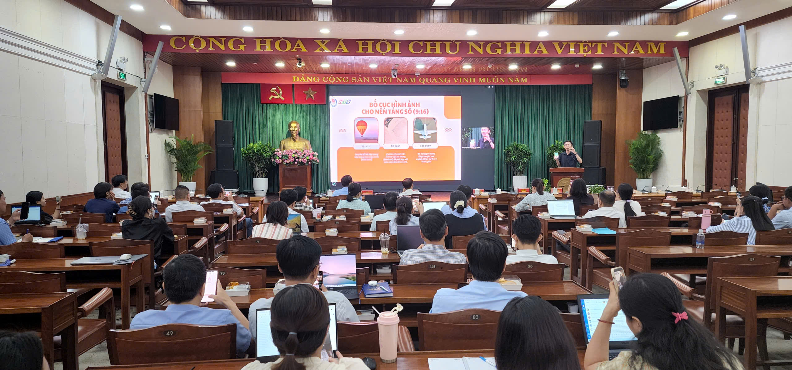 TP. HCM tập huấn nghiệp vụ truyền thông đa phương tiện năm 2026