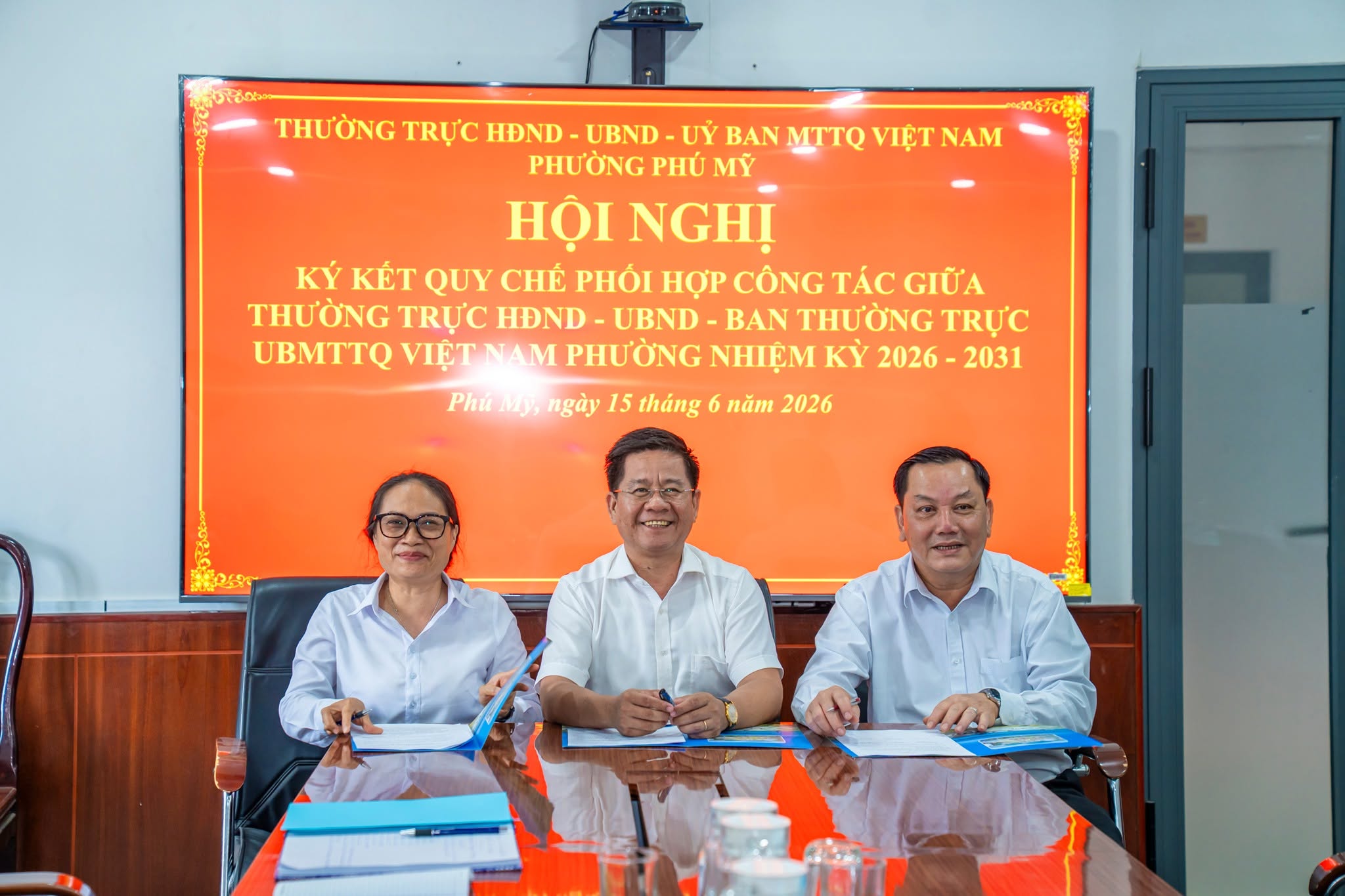 Thường trực HĐND phường Phú Mỹ tổ chức ký kết quy chế phối hợp công tác!