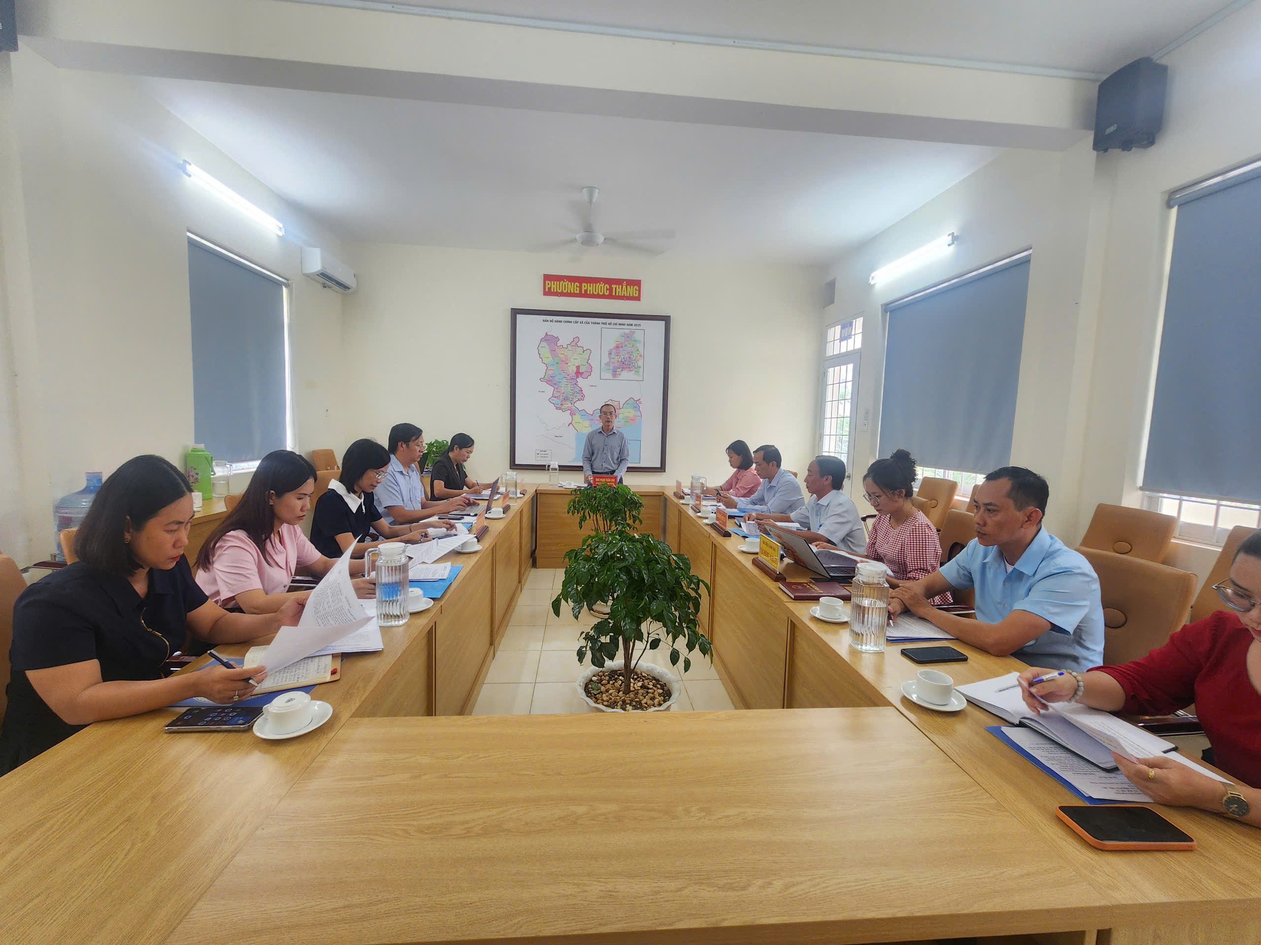 HỘI ĐỒNG NHÂN DÂN PHƯỜNG PHƯỚC THẮNG TỔ CHỨC PHIÊN HỌP THƯỜNG TRỰC HỘI ĐỒNG NHÂN DÂN PHƯỜNG MỞ RỘNG LẦN THỨ BA