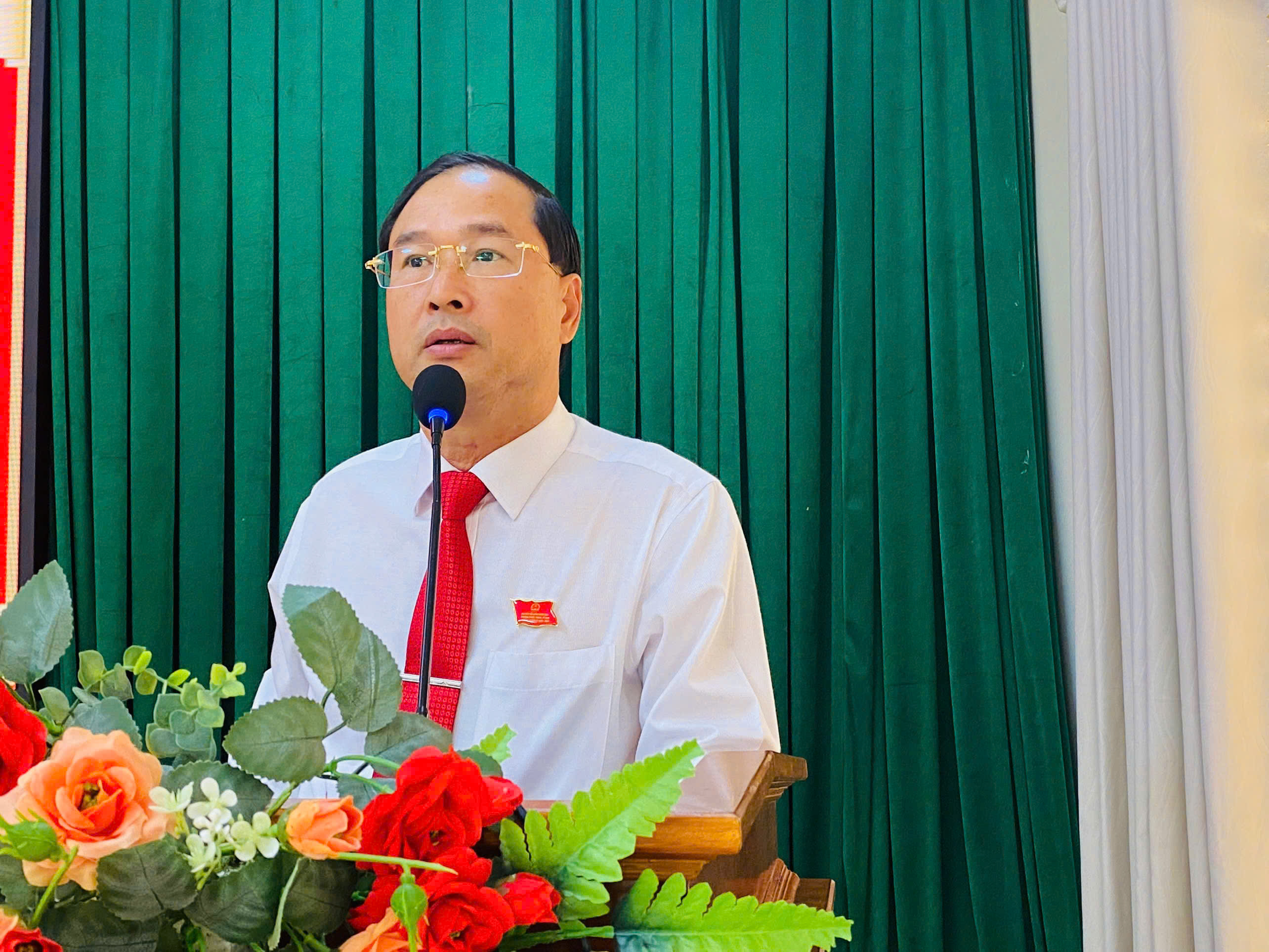 HỘI ĐỒNG NHÂN DÂN PHƯỜNG THÔNG QUA 02 NGHỊ QUYẾT VỀ SẮP XẾP, TỔ CHỨC LẠI KHU PHỐ
