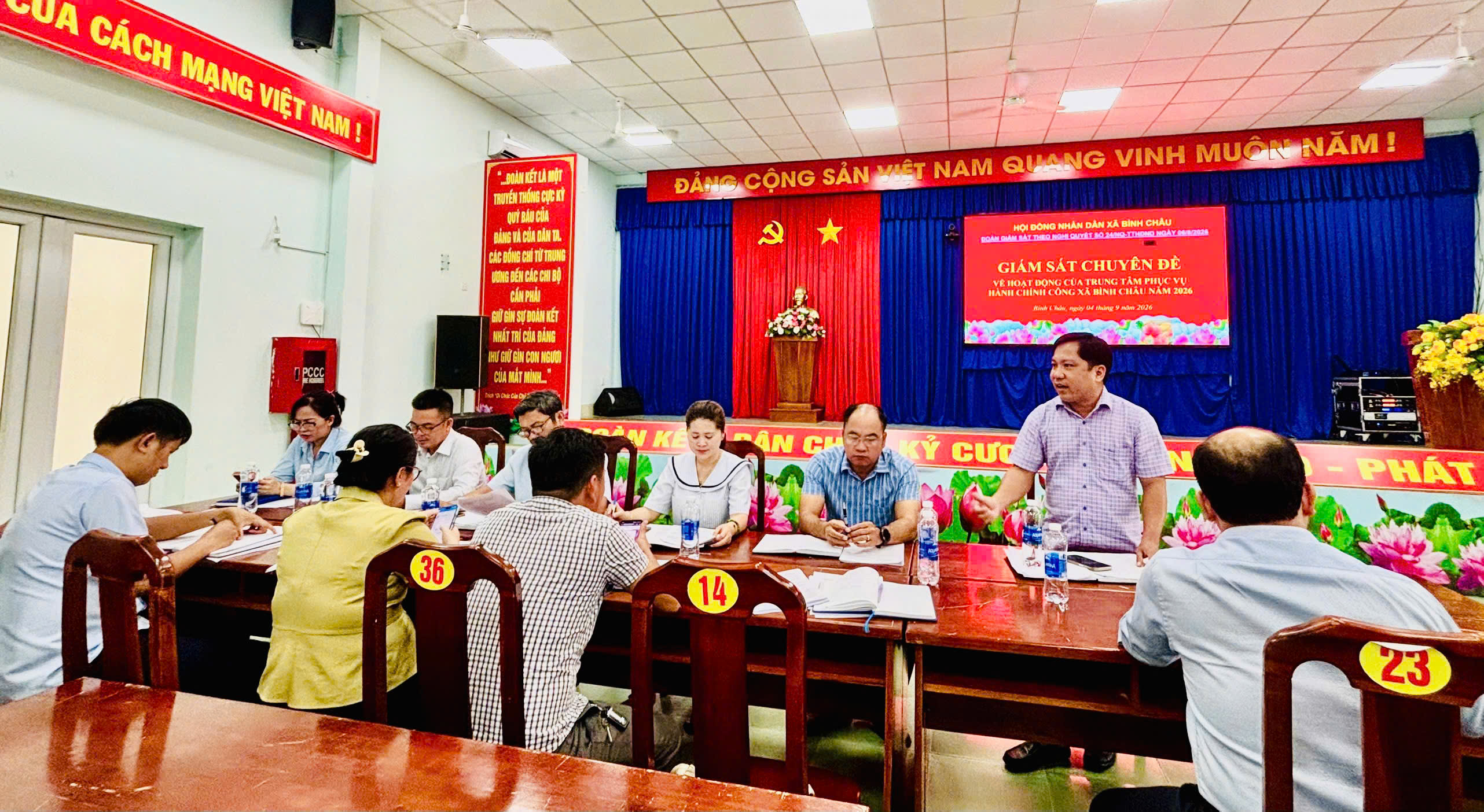 Đoàn giám sát HĐND xã Bình Châu làm việc với Trung tâm Phục vụ hành chính công: Lấy sự hài lòng của người dân làm thước đo hiệu quả.