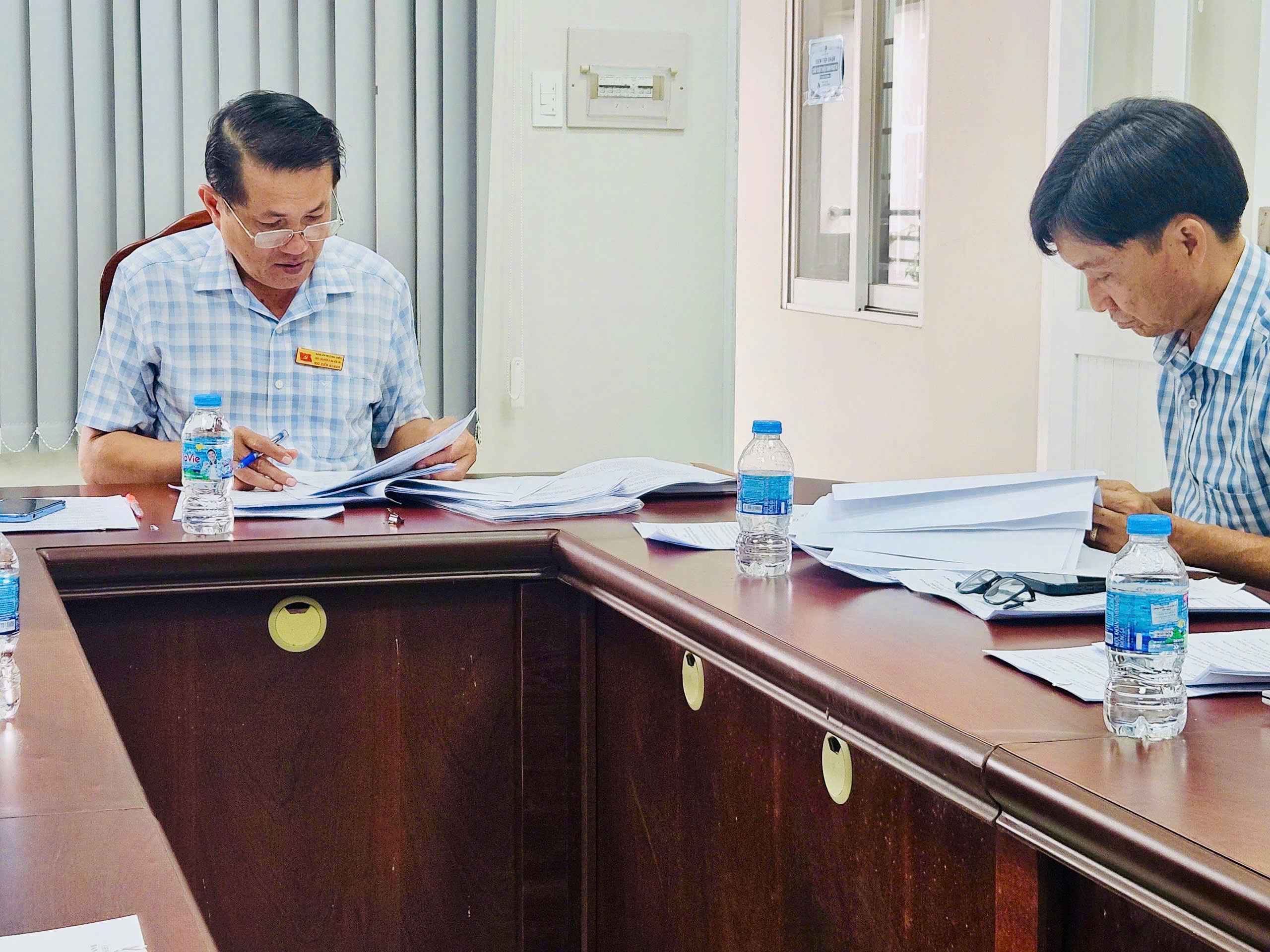 Ban Văn hóa - Xã hội HĐND xã Long Điền họp thẩm tra các tờ trình, dự thảo nghị quyết trình kỳ họp thứ ba HĐND xã