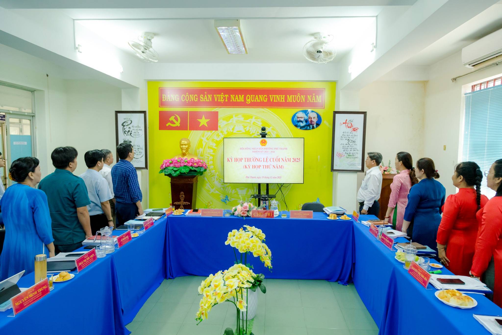 Phường Phú Thạnh tổ chức Kỳ họp thường lệ cuối năm 2025 (Kỳ họp thứ Năm) của Hội đồng nhân dân phường nhiệm kỳ 2021-2026.