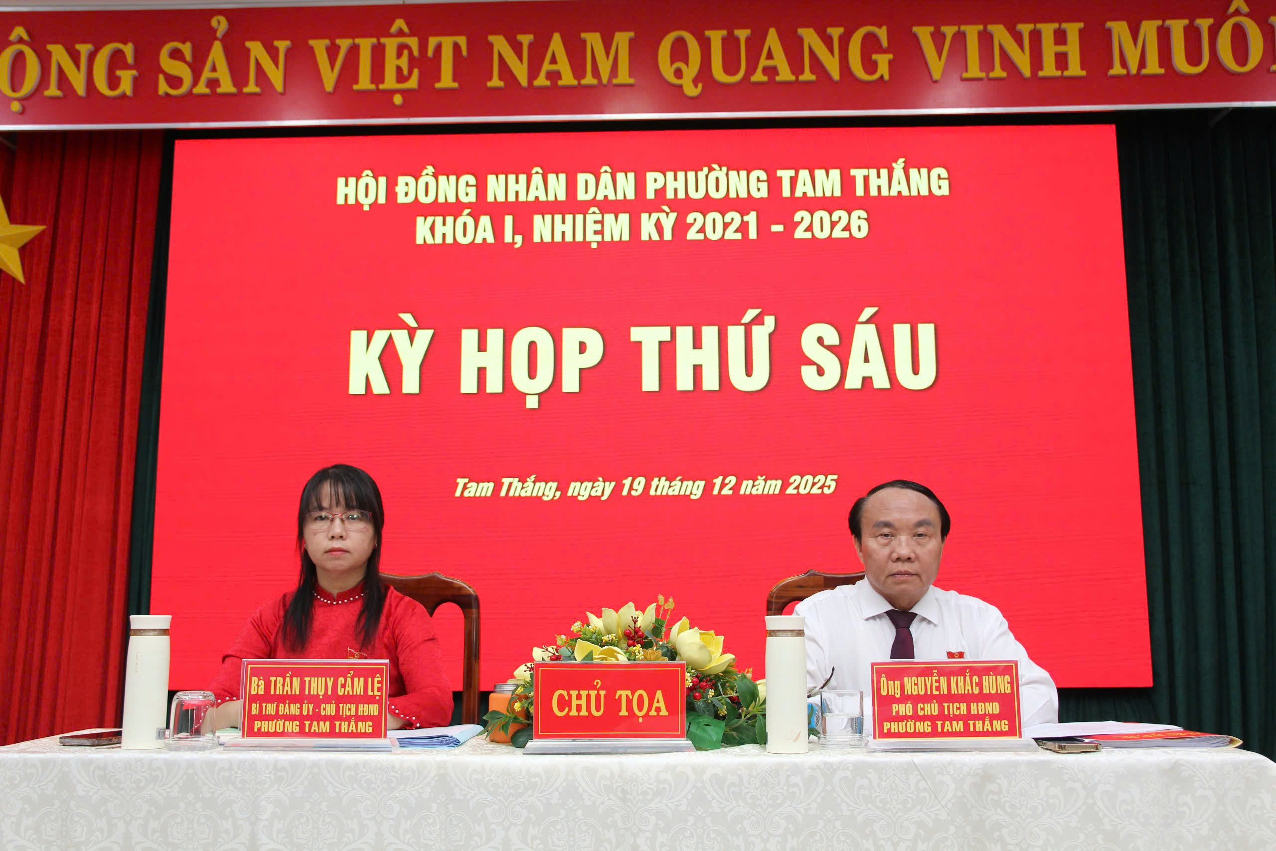 Hội đồng nhân dân phường Tam Thắng ứng dụng phần mềm tại kỳ họp thứ Sáu Hội đồng nhân dân phường khóa I, nhiệm kỳ 2021-2026