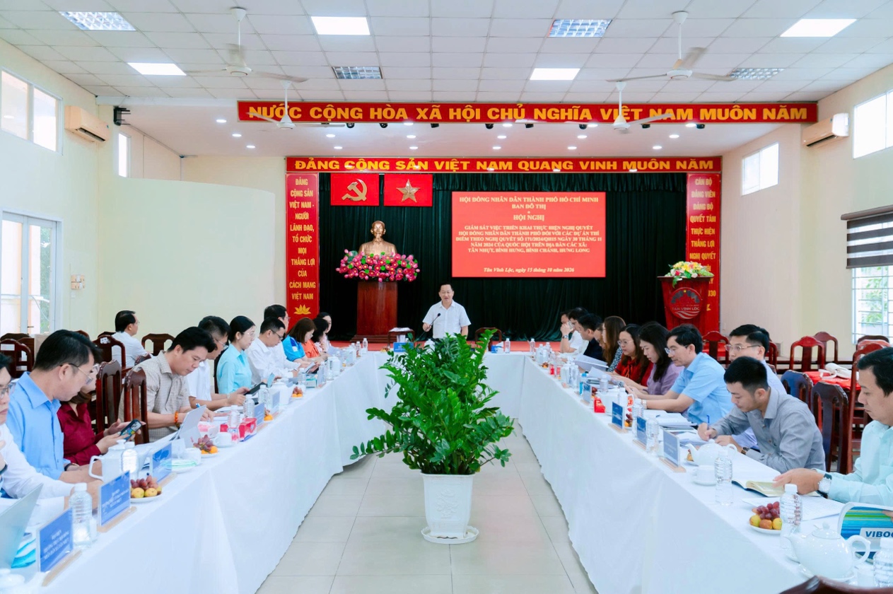 BAN ĐÔ THỊ HĐND TP.HCM KHẢO SÁT THỰC TẾ MỘT SỐ DỰ ÁN THỰC HIỆN THÍ ĐIỂM THEO NGHỊ QUYẾT SỐ 171/2024/QH15 CỦA QUỐC HỘI