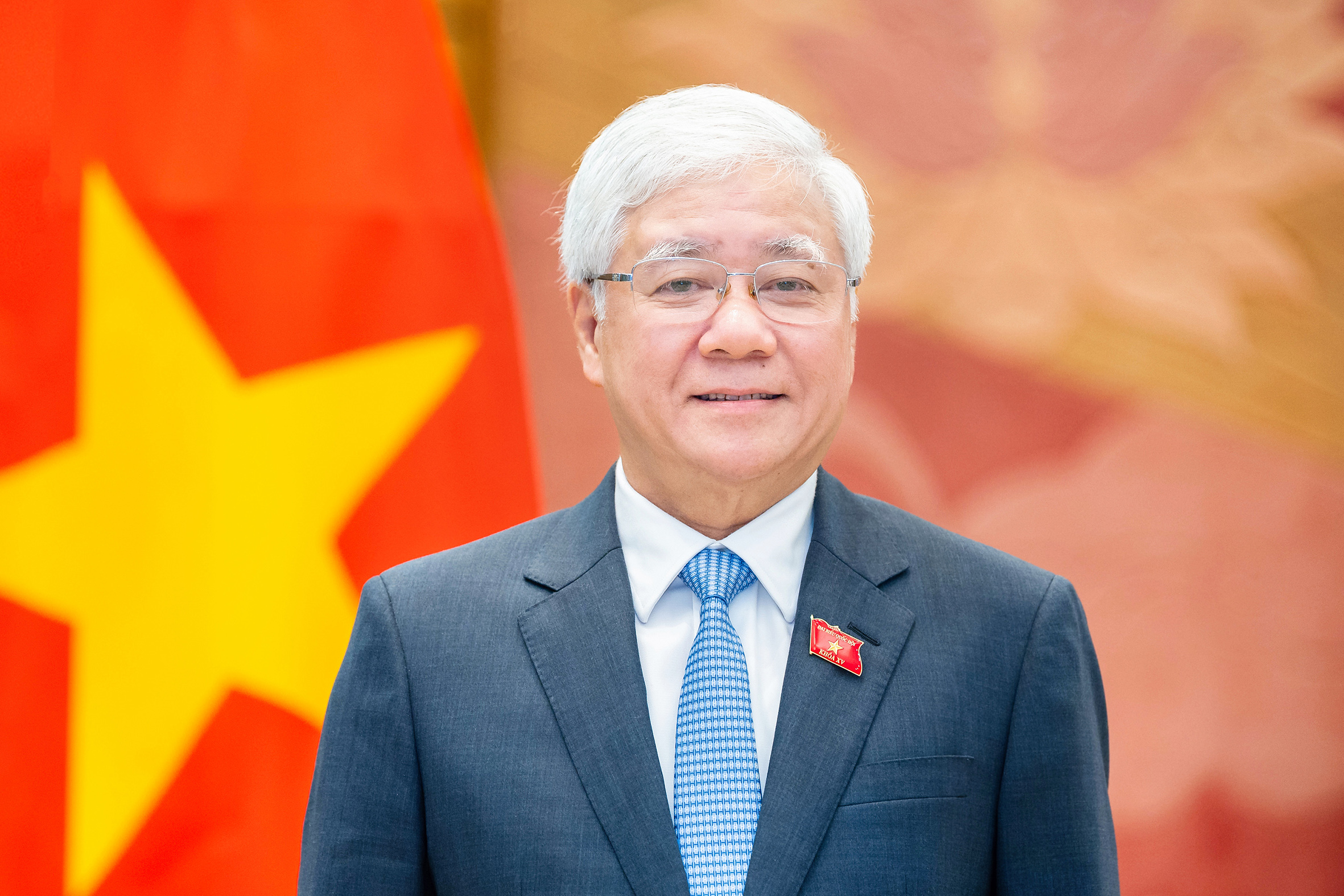 Quốc hội tiếp tục đổi mới tư duy xây dựng pháp luật, hoàn thiện thể chế, hiện thực hoá khát vọng Việt Nam 2045 