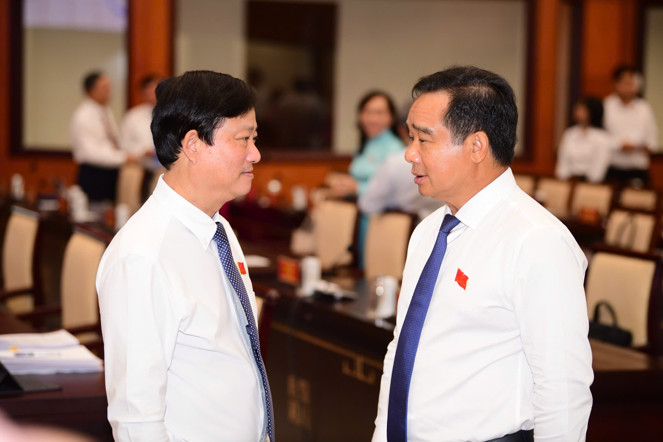 QUYẾT SÁCH QUAN TRỌNG TẠI KỲ HỌP THỨ SÁU HĐND TP.HCM KHÓA XI: XÁC LẬP TẦM NHÌN 100 NĂM VÀ  ĐỘT PHÁ CỦA “SIÊU ĐÔ THỊ”
