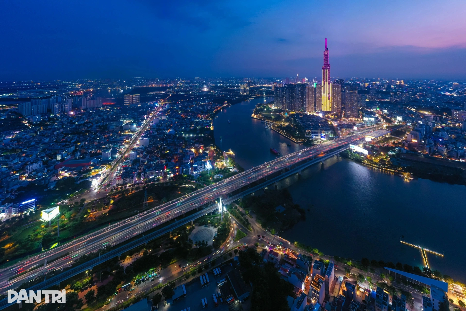 TPHCM sau 51 năm: Vươn mình thành siêu đô thị hiện đại