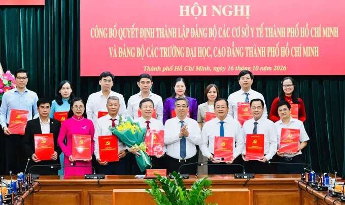 Thành lập Đảng bộ các cơ sở y tế TPHCM và Đảng bộ các trường đại học, cao đẳng TPHCM