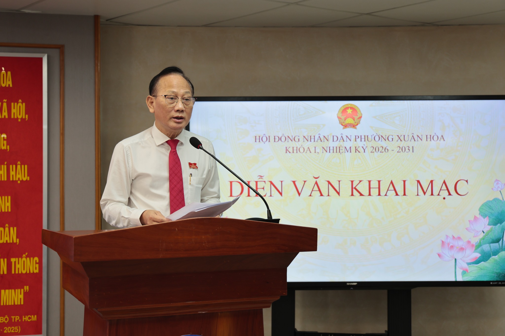 KỲ HỌP THỨ NHẤT HỘI ĐỒNG NHÂN DÂN PHƯỜNG XUÂN HÒA KHÓA I (NHIỆM KỲ 2026 - 2031): ÔNG TRẦN VĂN NAM TÁI ĐẮC CỬ CHỦ TỊCH HỘI ĐỒNG NHÂN DÂN PHƯỜNG