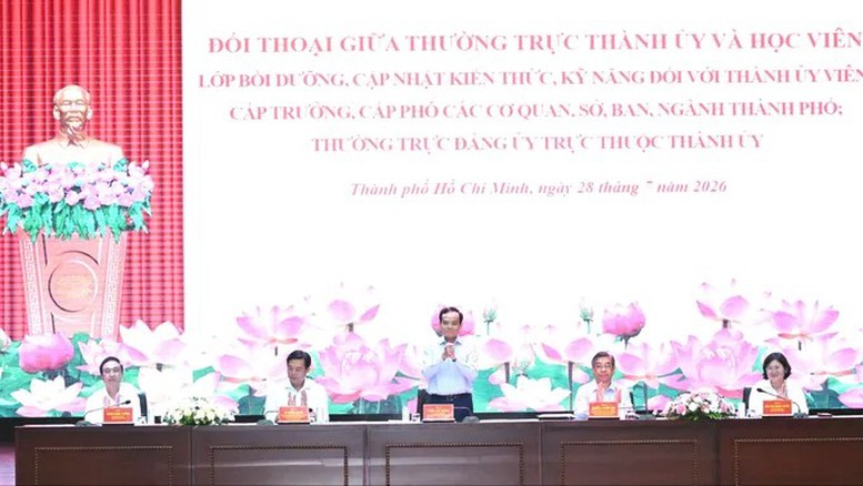 Bí thư Thành ủy TPHCM thông tin về việc tiếp tục sắp xếp xã, phường