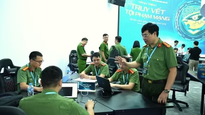 Không chủ quan trong đấu tranh với tội phạm công nghệ cao