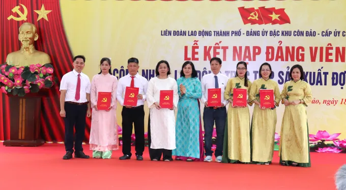 Công nhân vững niềm tin theo Đảng
