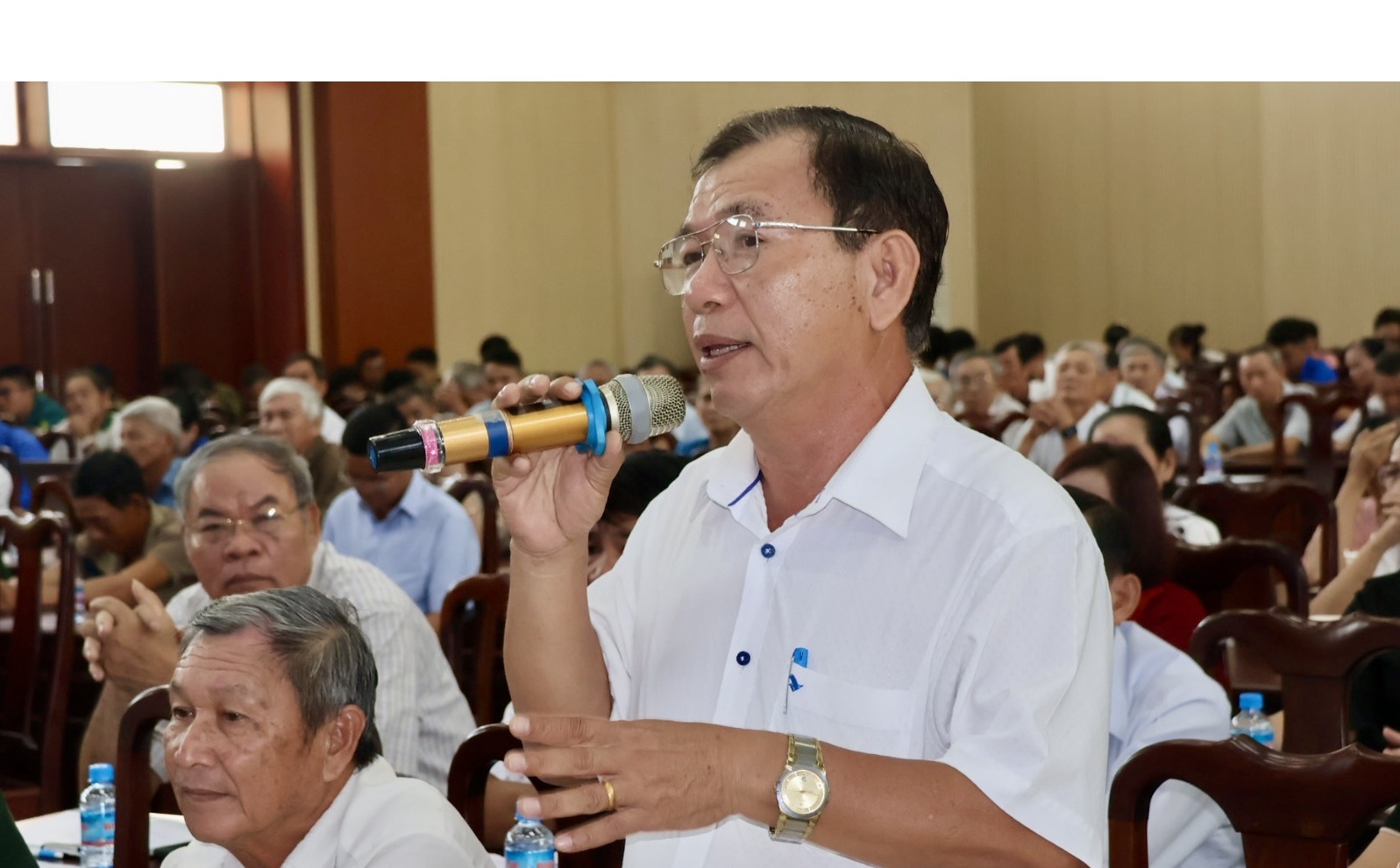 Cử tri TP.HCM xót xa khi các trụ sở dôi dư bị hoang phế