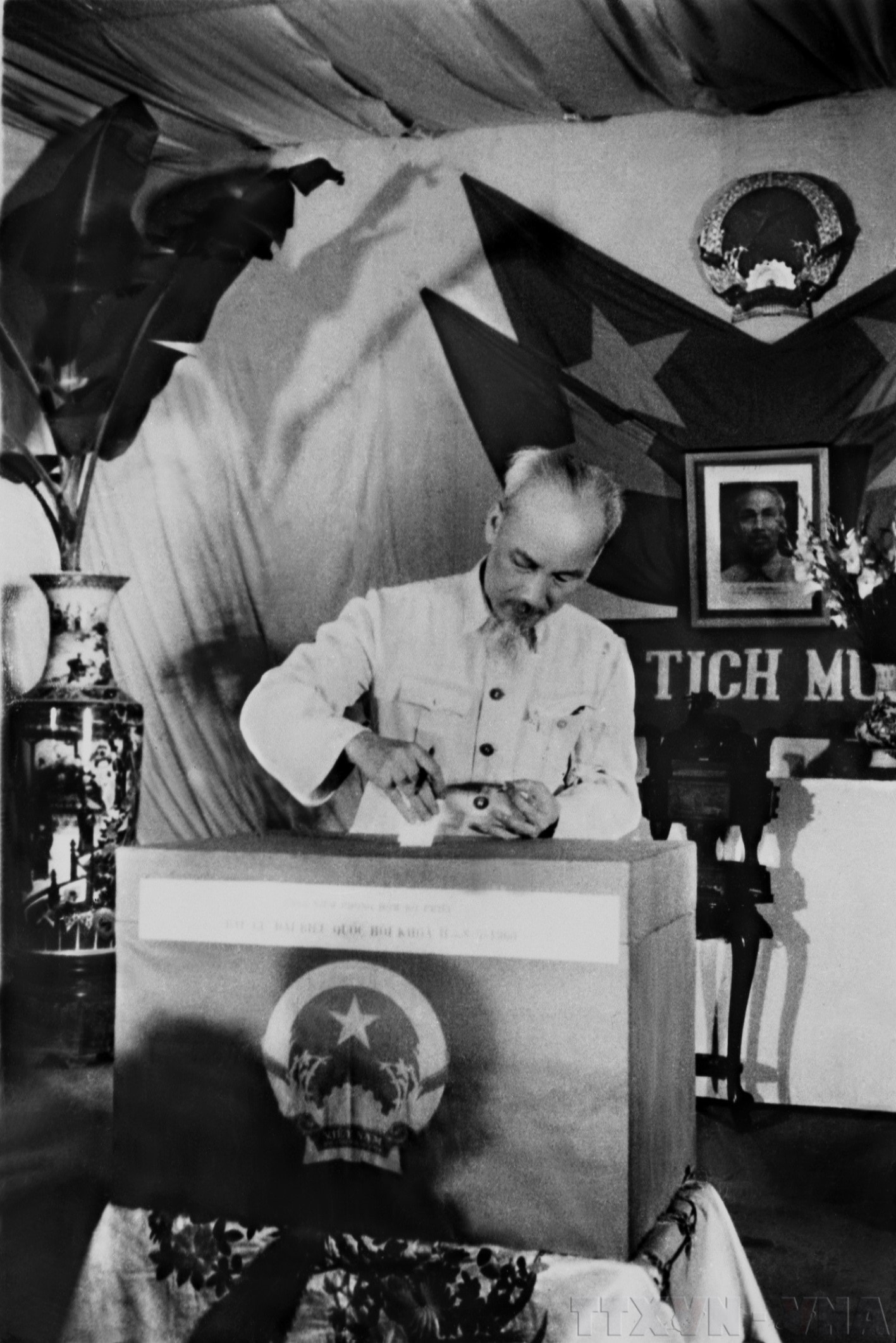 Trăm triệu lá phiếu - Hội một niềm tin: Quốc hội mở đường từ sứ mệnh cử tri