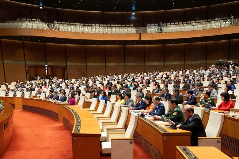 Chính phủ nhiệm kỳ khóa XVI có 14 Bộ, 3 cơ quan ngang Bộ