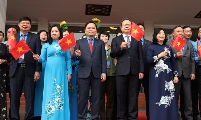 Chủ tịch Quốc hội: Tập trung nâng cao năng suất lao động và tăng trưởng hai con số