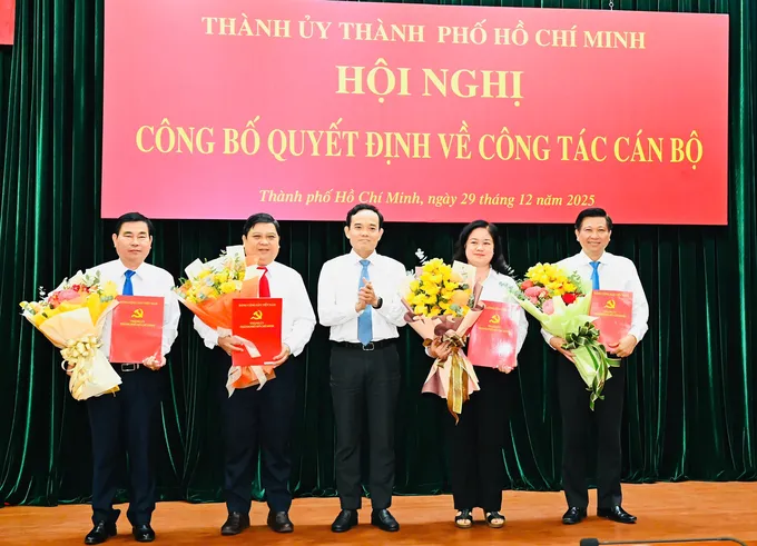 TPHCM chỉ định 3 Ủy viên Ban Thường vụ Thành ủy về làm Bí thư phường Bình Dương, Bến Cát, Lái Thiêu