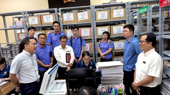 Viện KSND tối cao tham quan mô hình tòa án điện tử ở TP.HCM