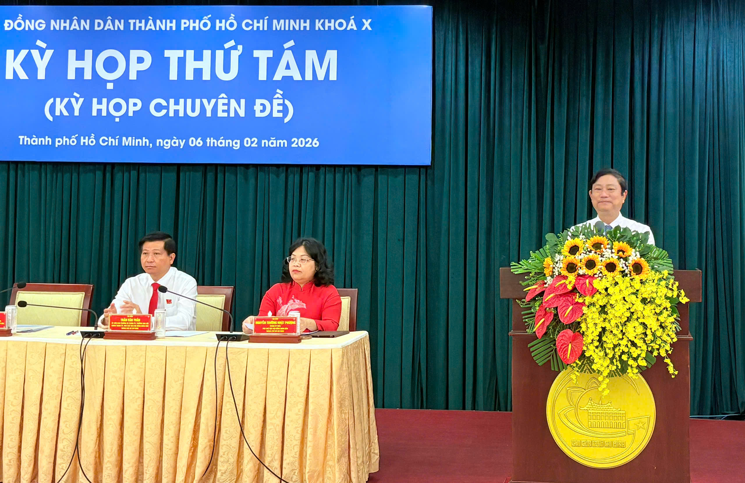 HỘI ĐỒNG NHÂN DÂN THÀNH PHỐ HỒ CHÍ MINH KHAI MẠC KỲ HỌP THỨ TÁM: QUYẾT SÁCH KỊP THỜI, TẠO ĐỘNG LỰC PHÁT TRIỂN THÀNH PHỐ