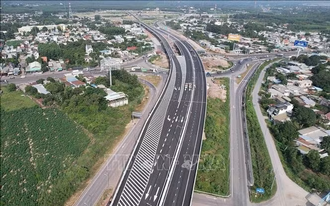 Tạo bệ phóng cho không gian kinh tế phía Nam - Bài cuối: TP. Hồ Chí Minh - tâm điểm kết nối