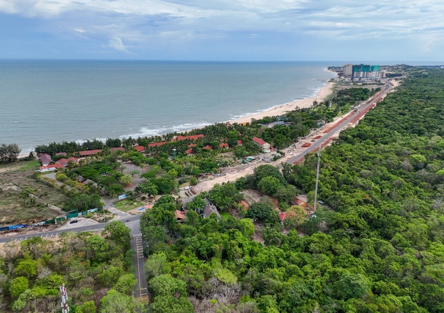HĐND TP.HCM họp xem xét nhiều dự án, từ đường vượt biển Cần Giờ đến cao tốc Hồ Tràm