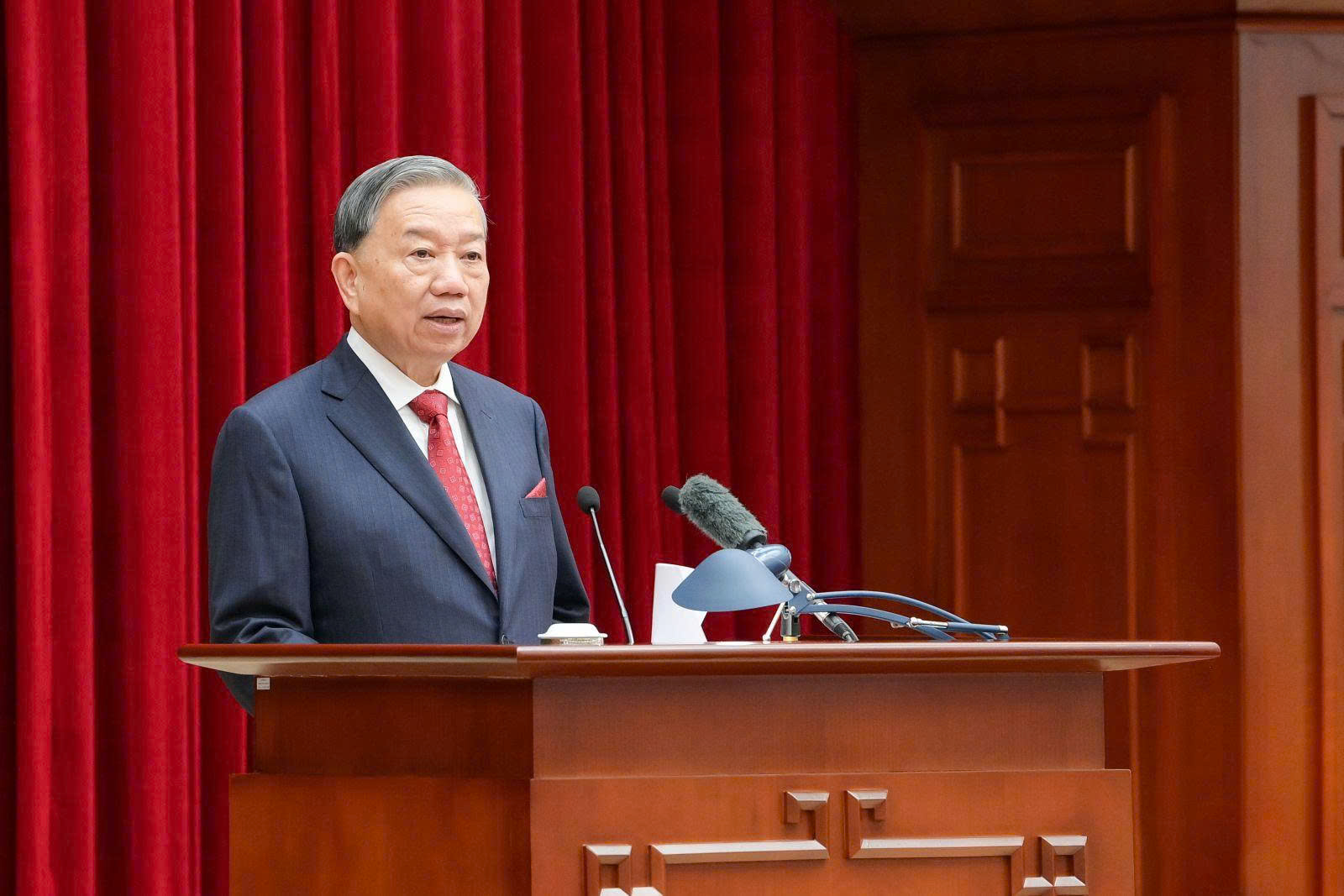 Toàn văn: Quy định số 19-QĐ/TW về công tác chính trị, tư tưởng trong Đảng