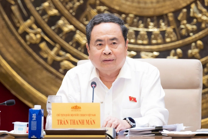 Chủ tịch Quốc hội Trần Thanh Mẫn ký các nghị quyết phê chuẩn, bổ nhiệm cán bộ