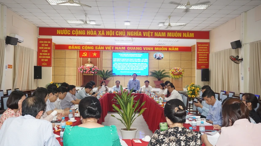 Trường THPT 'khát' học sinh, phường kiến nghị ngừng xây thêm trường