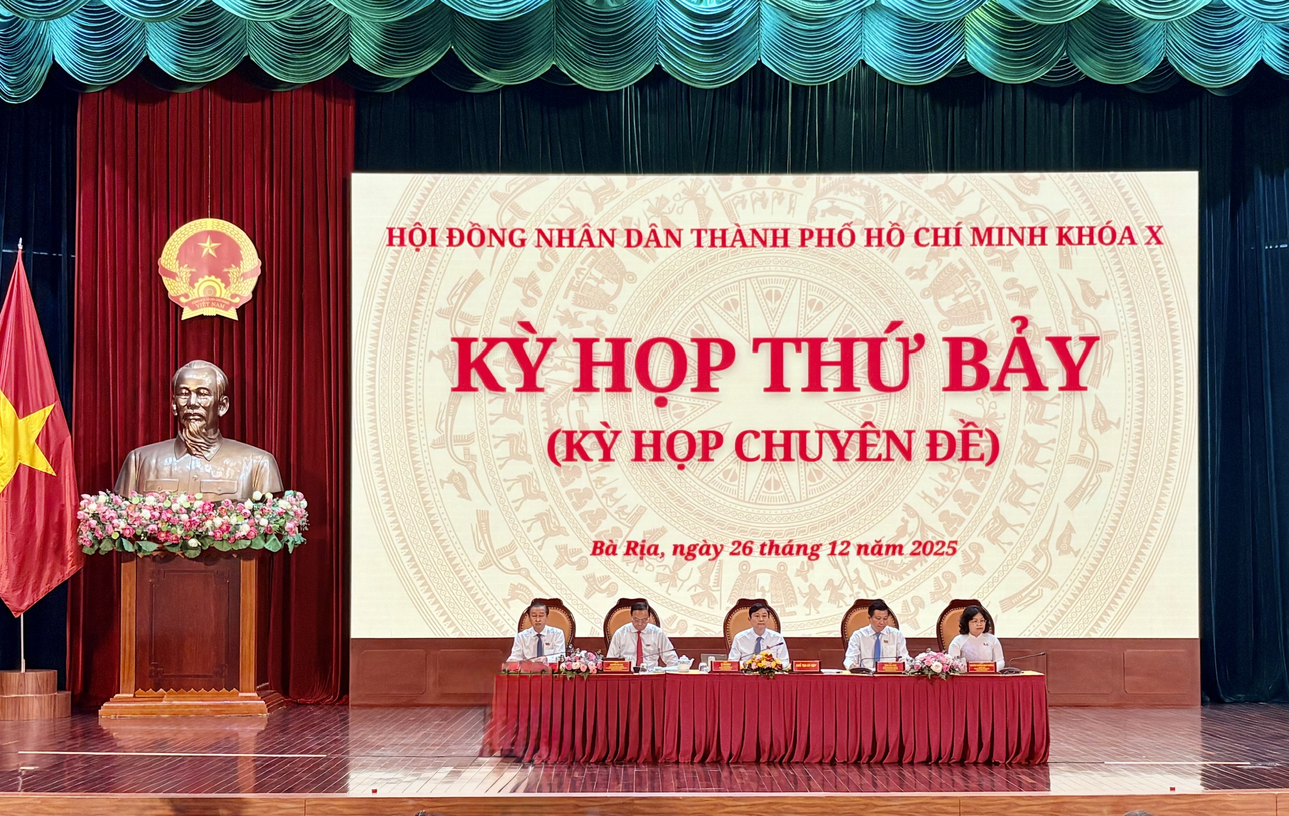 HĐND Thành phố Hồ Chí Minh khai mạc Kỳ họp chuyên đề lần thứ bảy, quyết nghị nhiều nội dung quan trọng, cấp bách