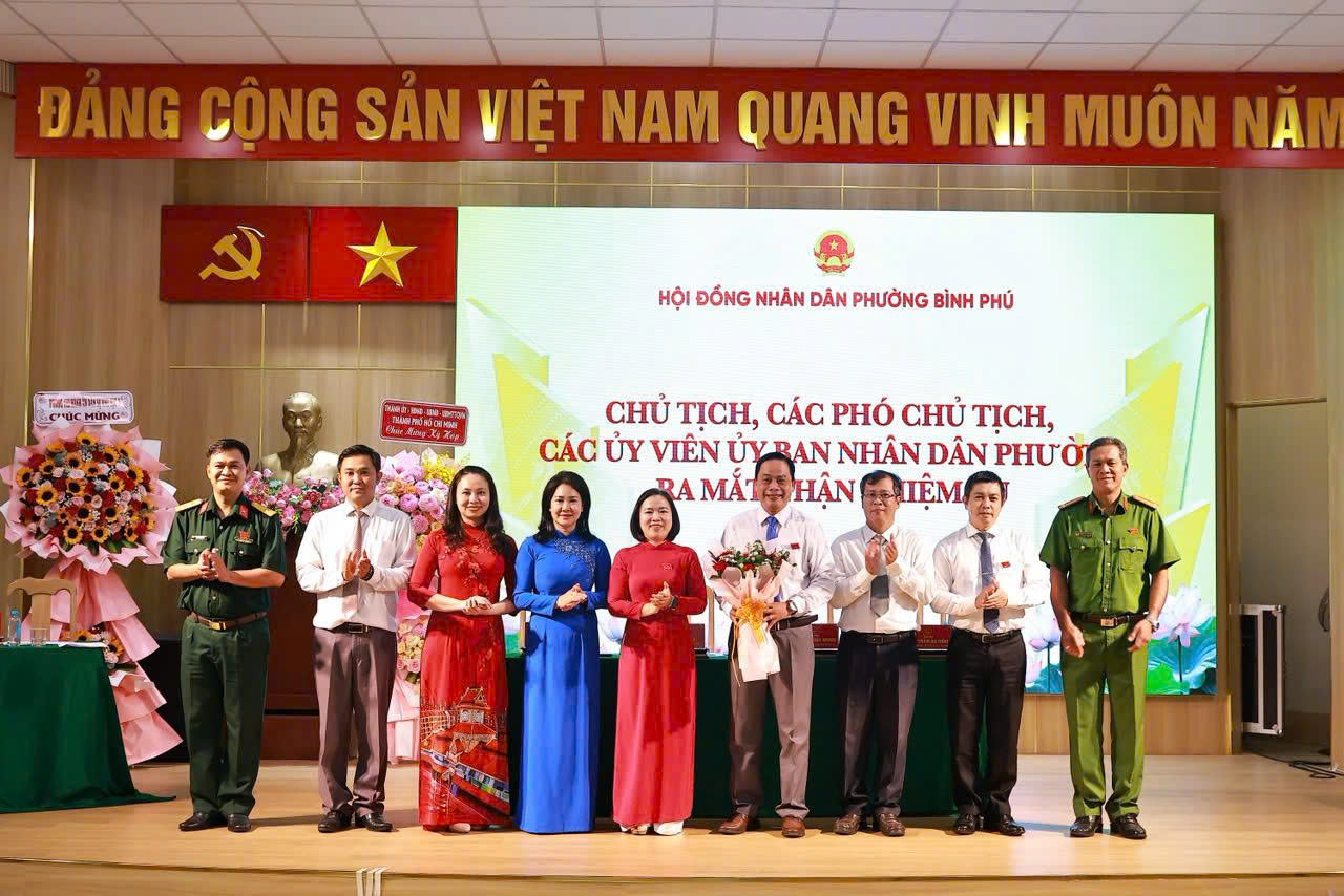 KỲ HỌP THỨ I HỘI ĐỒNG NHÂN DÂN PHƯỜNG BÌNH PHÚ KHÓA I, NHIỆM KỲ 2026 - 2031 ĐÃ DIỄN RA THÀNH CÔNG TỐT ĐẸP