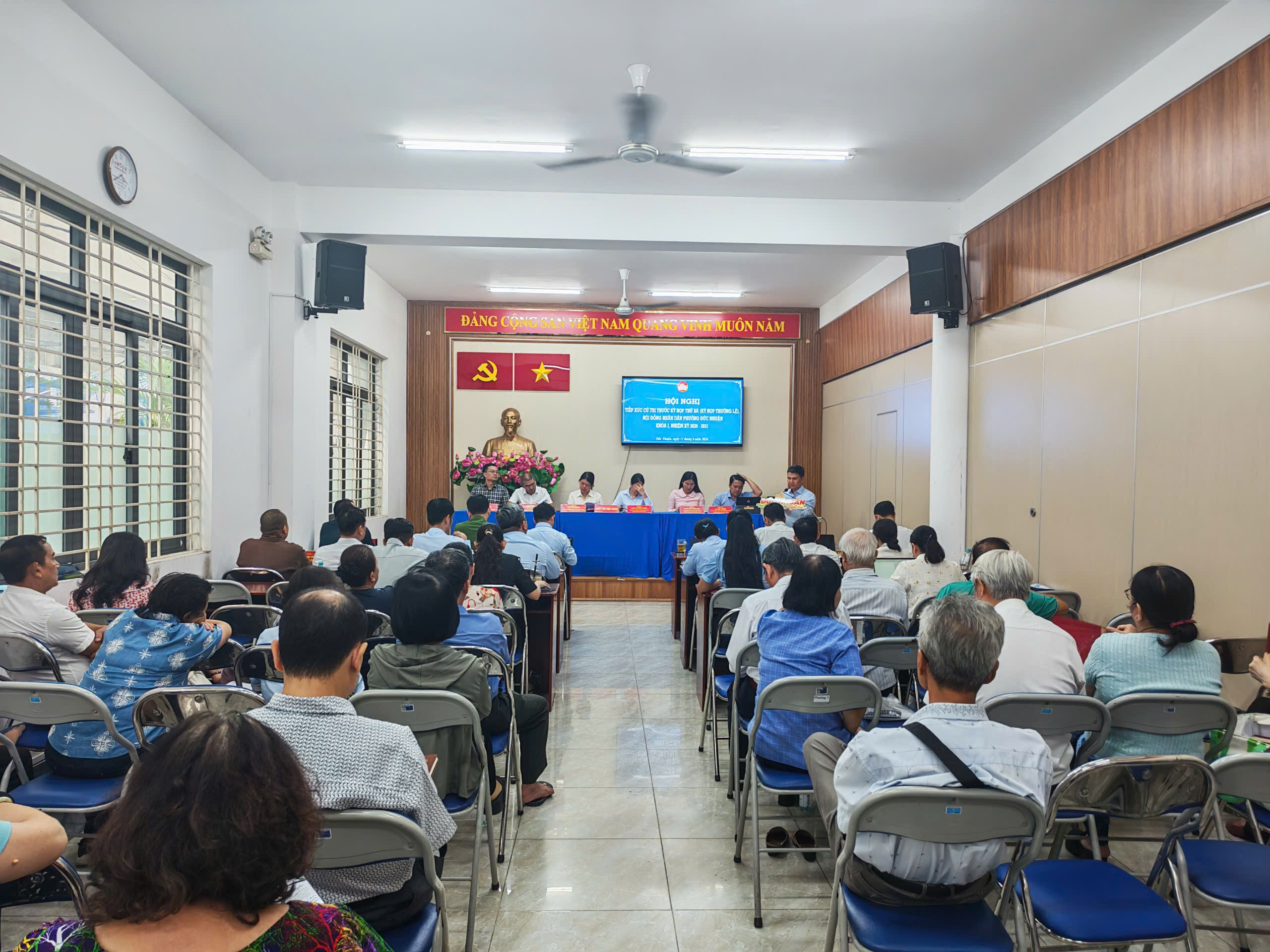 PHƯỜNG ĐỨC NHUẬN TỔ CHỨC HỘI NGHỊ TIẾP XÚC CỬ TRI TRƯỚC KỲ HỌP THỨ BA HĐND PHƯỜNG, NHIỆM KỲ 2026 – 2031