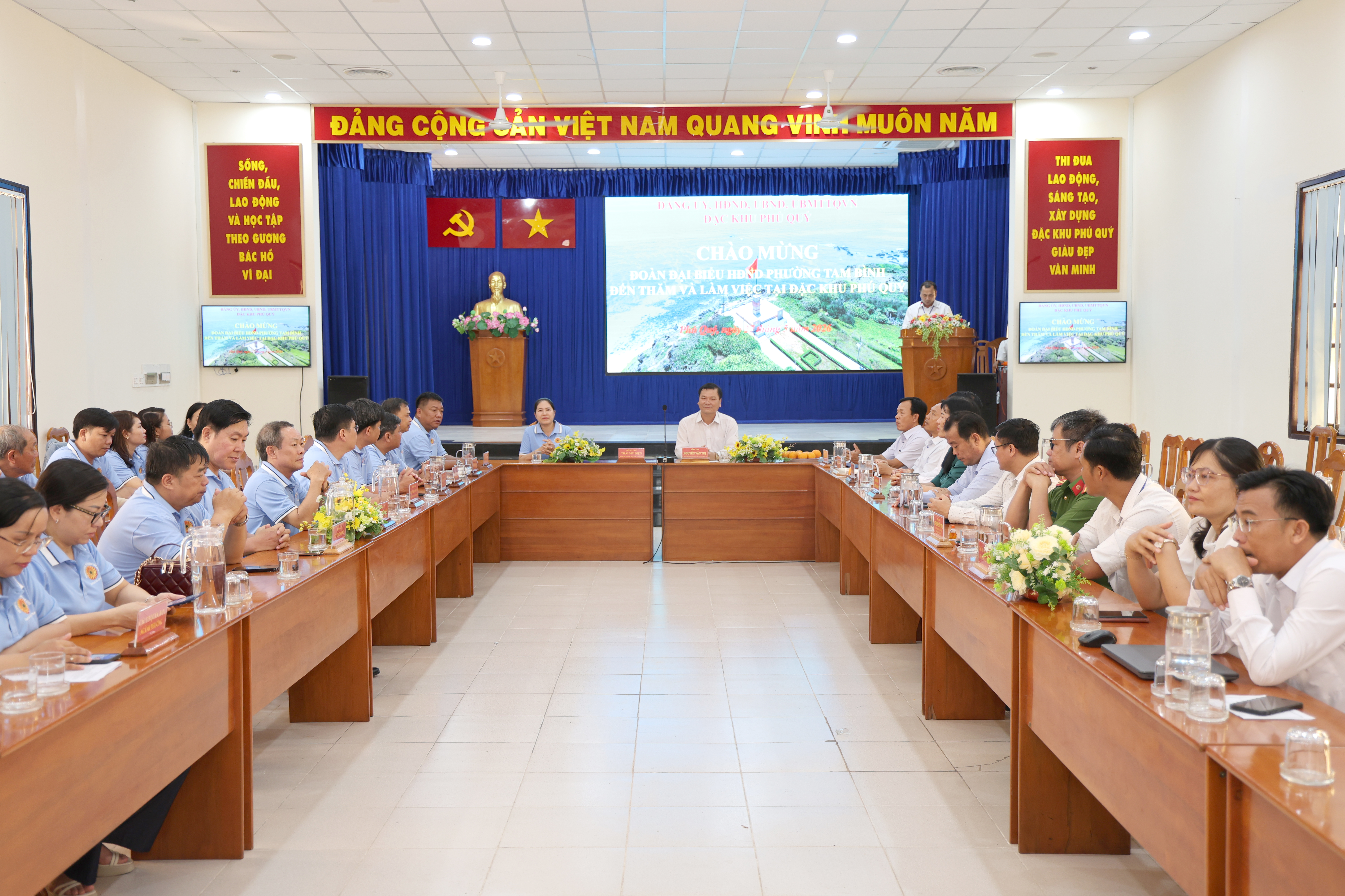 PHƯỜNG TAM BÌNH TỔ CHỨC CHƯƠNG TRÌNH TRAO ĐỔI, HỌC TẬP KINH NGHIỆM VÀ VỀ NGUỒN TẠI ĐẶC KHU PHÚ QUÝ, TỈNH LÂM ĐỒNG NĂM 2026