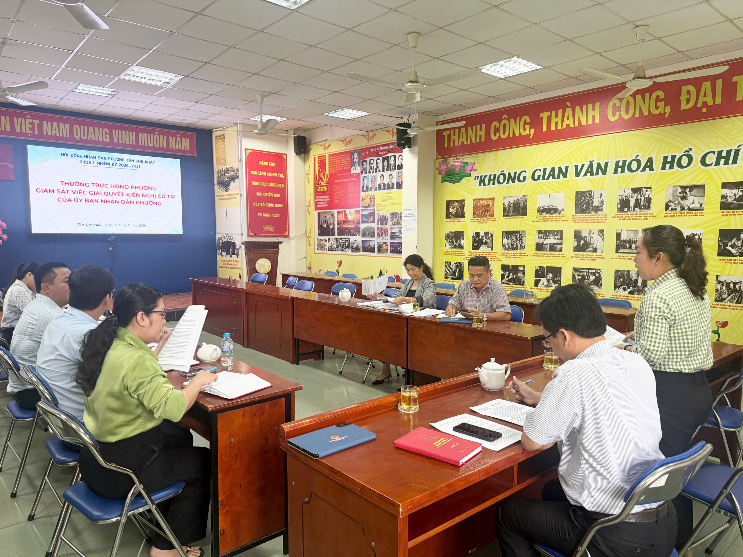 THƯỜNG TRỰC HỘI ĐỒNG NHÂN DÂN PHƯỜNG TÂN SƠN NHẤT GIÁM SÁT VIỆC GIẢI QUYẾT KIẾN NGHỊ CỬ TRI NĂM 2026