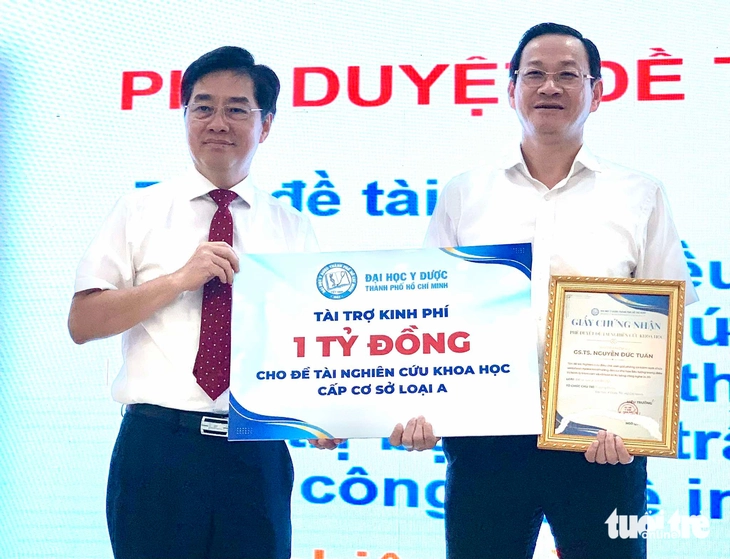Đại học Y Dược TP.HCM ‘bơm’ 80 tỉ đồng cho nghiên cứu ưu tiên sức khỏe người Việt