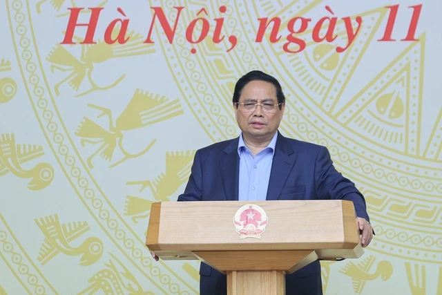 Thủ tướng: Cần chính sách thuế phù hợp ngăn đầu cơ, thổi giá nhà quá cao