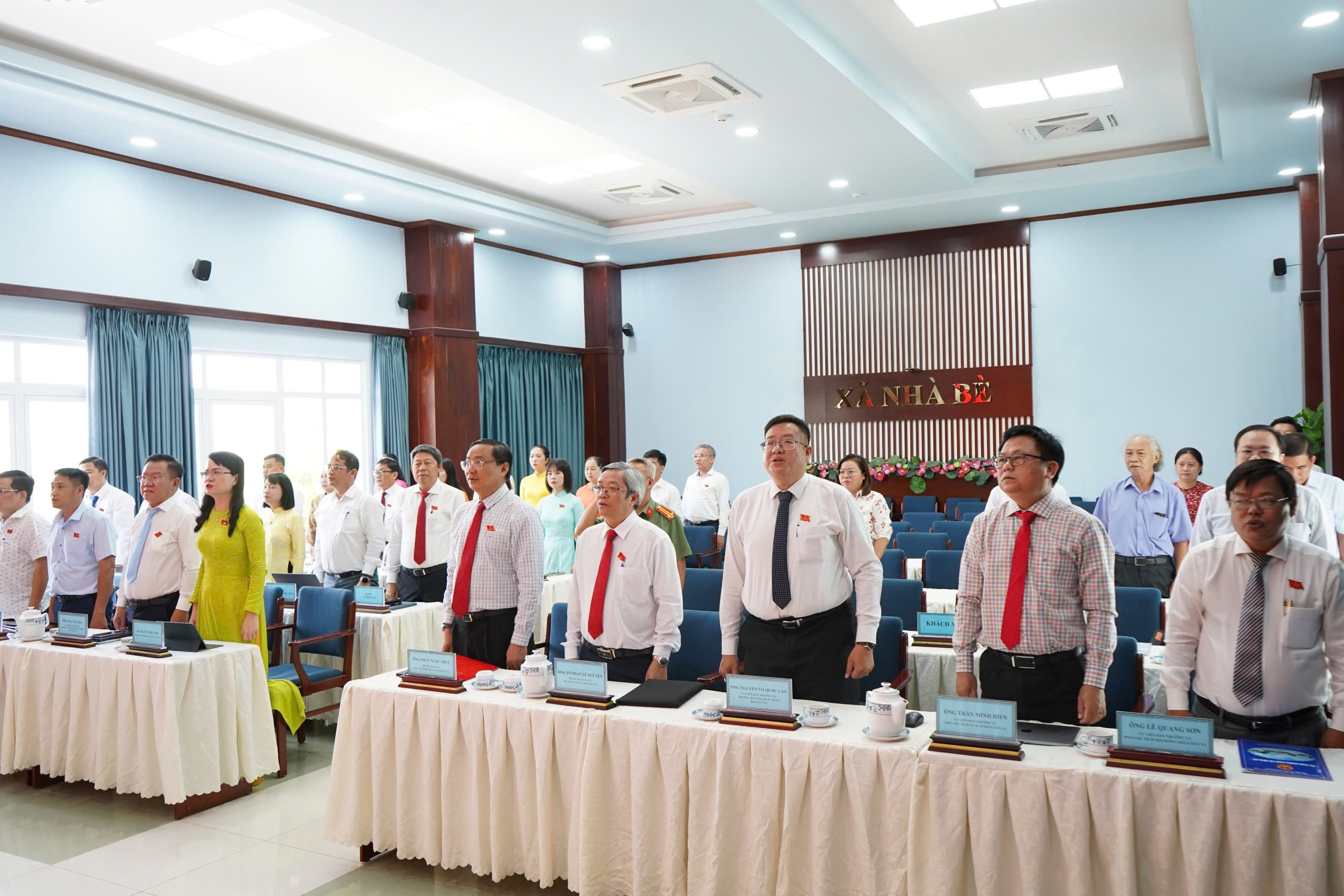HỘI ĐỒNG NHÂN DÂN XÃ NHÀ BÈ QUYẾT ĐỊNH SẮP XẾP 103 ẤP THÀNH 36 ẤP VÀ THÔNG QUA CHỦ TRƯƠNG THÀNH LẬP PHƯỜNG NHÀ BÈ