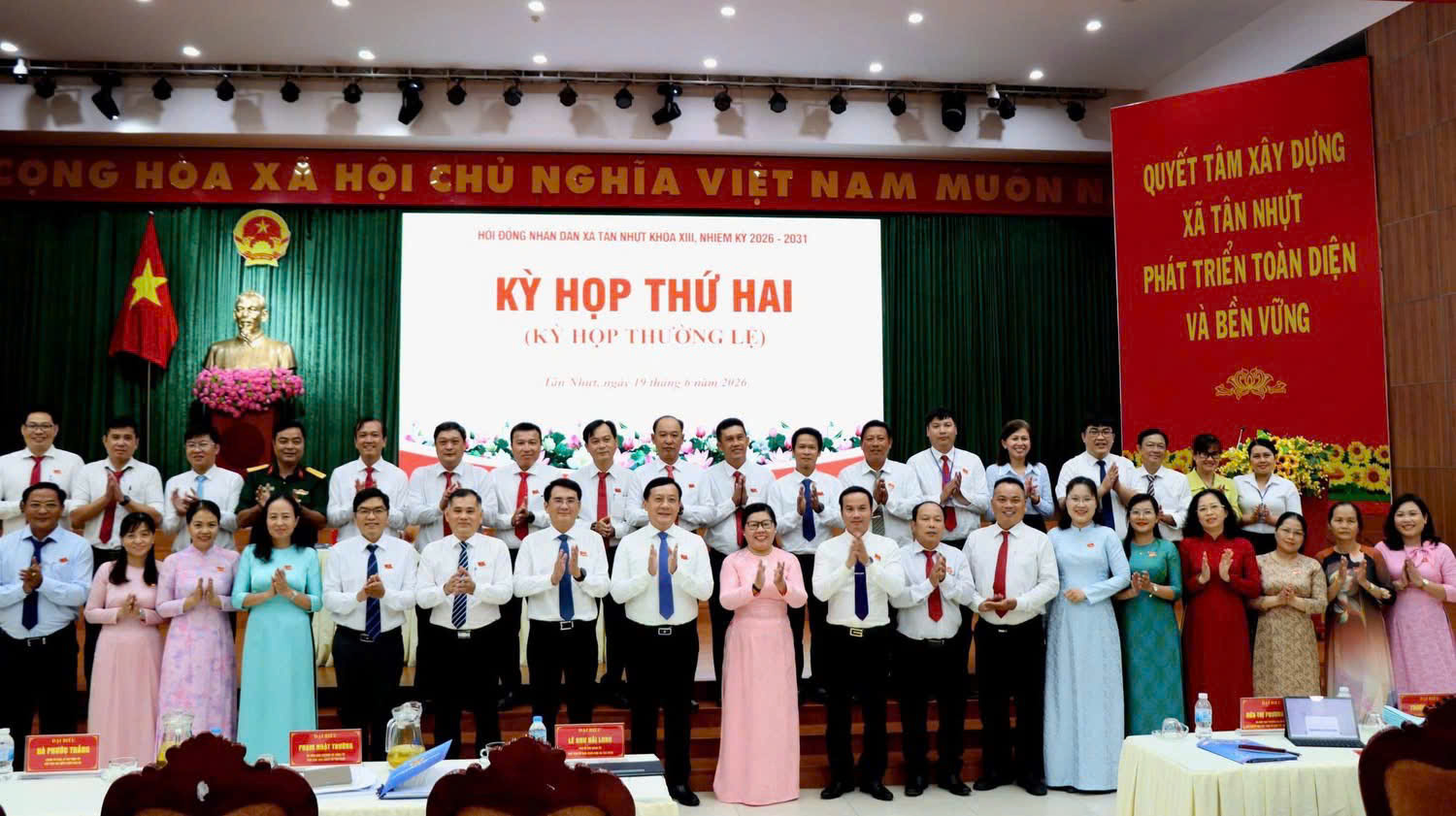 HĐND XÃ TÂN NHỰT THÔNG QUA 11 NGHỊ QUYẾT TẠI KỲ HỌP THỨ HAI, NHIỆM KỲ 2026 - 2031